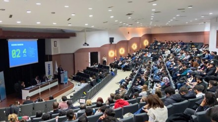 Selçuk Üniversitesinde Dünya Sivil Havacılık Günü kutlandı
